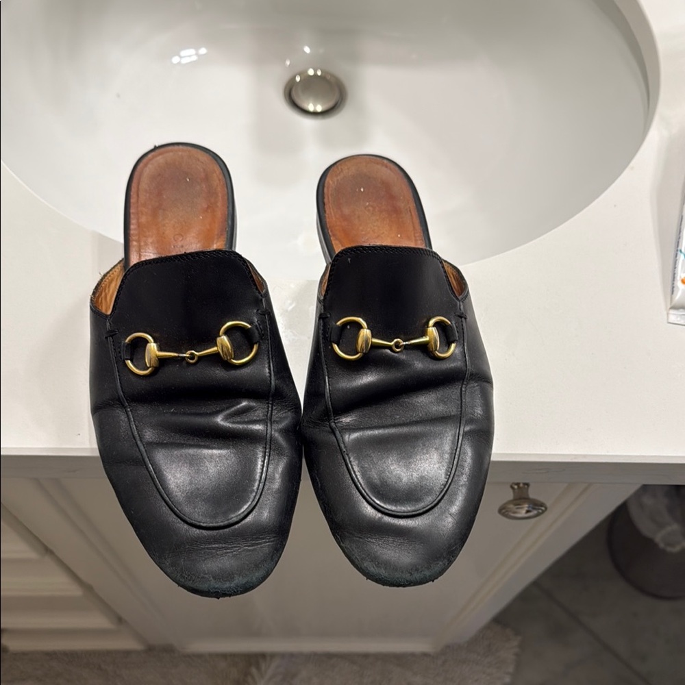Gucci Princeton Black Leather Slip-On Loafers, size 37.5